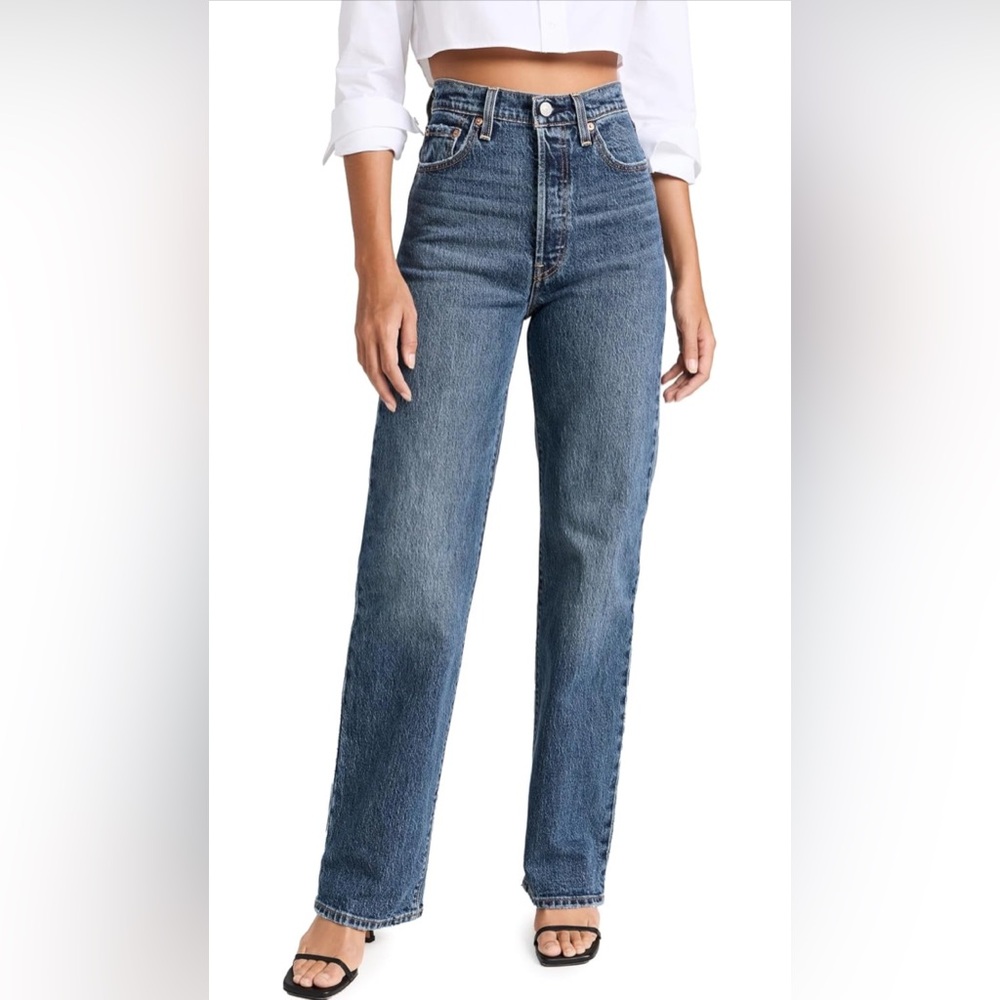 Levi's Women's Straight Leg Jeans - Blue